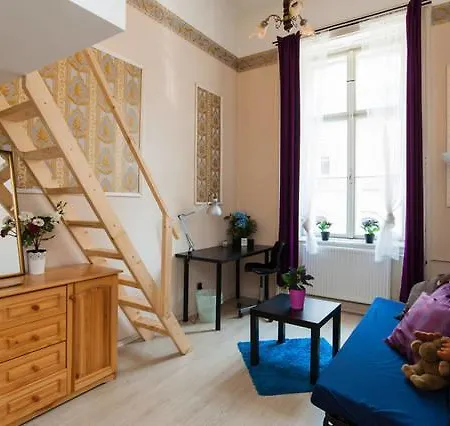Ruin Bar Aparment Budapest