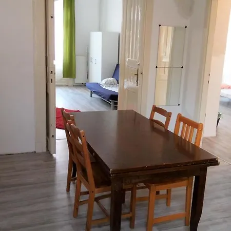 Ruin Bar Aparment Appartement *